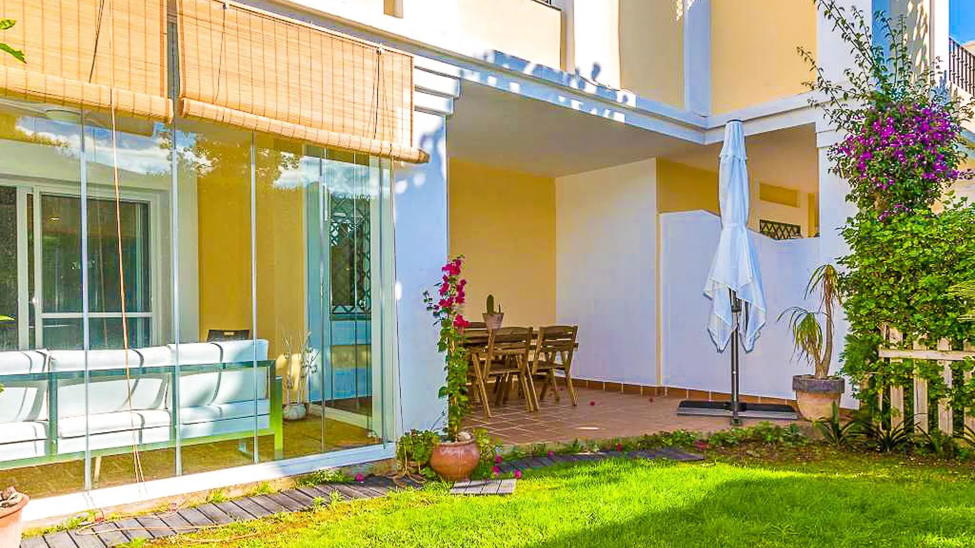 Oleholidays Apartamento Aloha Gardens Marbella Apartment