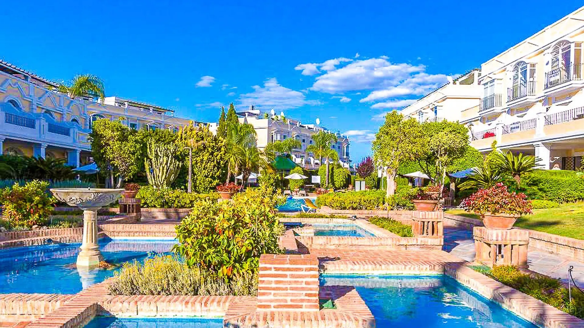Apartment Oleholidays Apartamento Aloha Gardens Marbella